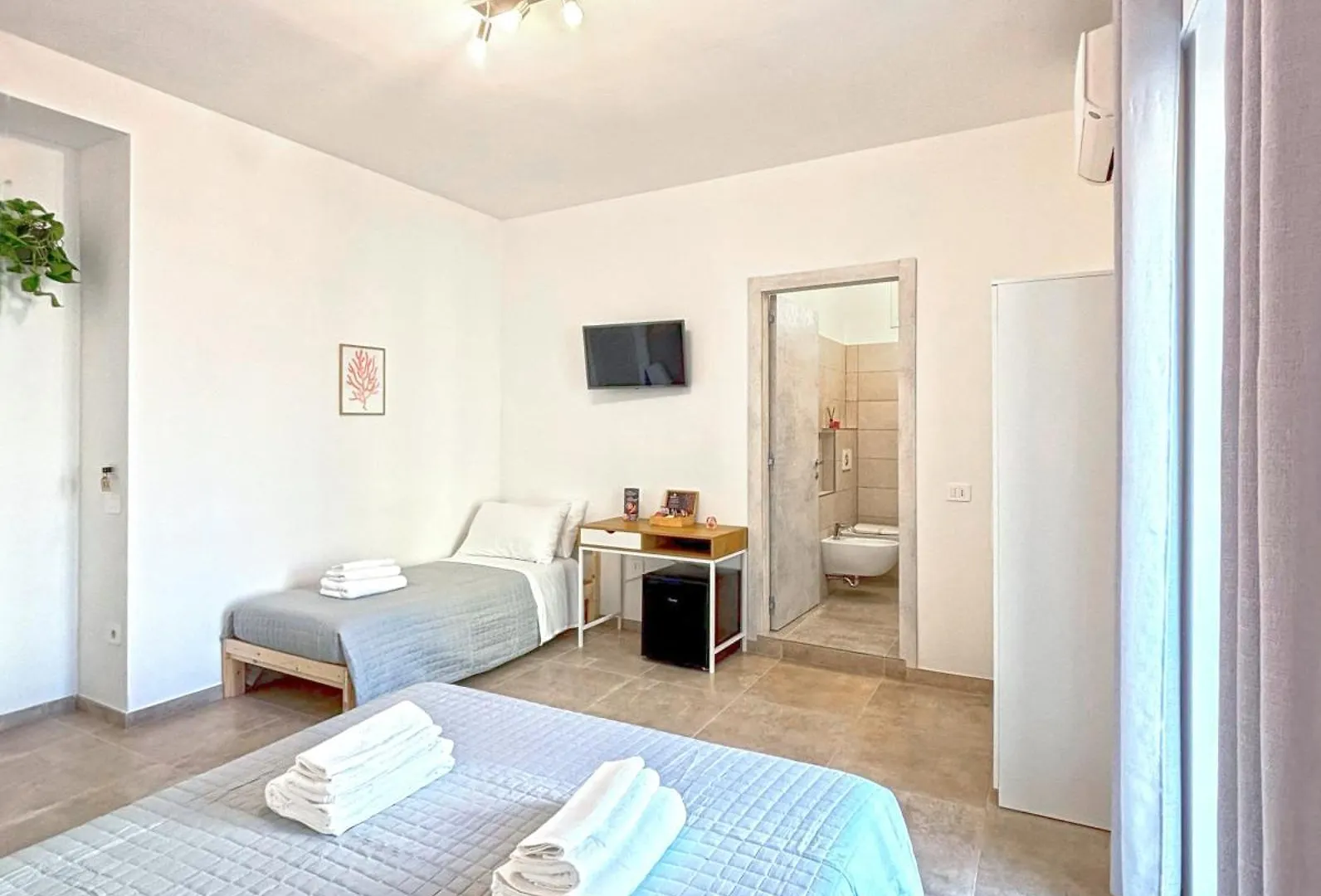 Nemo B&B Alghero Centro Bed & Breakfast